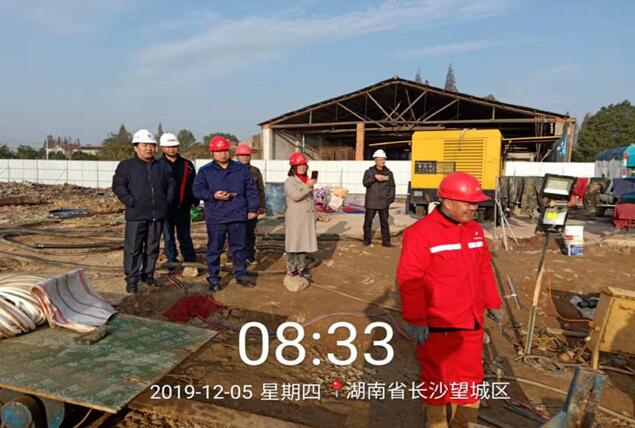 武燃設計院“長沙-常德輸氣管道”水平定向鉆穿越湘江順利完成回拖