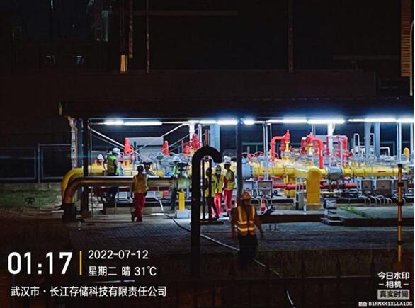 長江存儲現場戰酷暑——越戰越勇，砥礪前行
